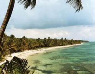 One of Guatemala famous golden sand beaches.