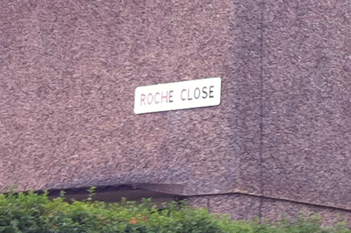 Roche Close, Eyres Monsell